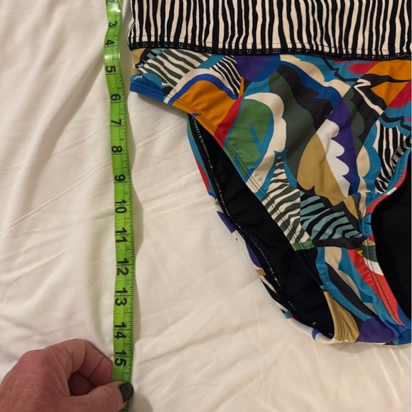 Colorful & FUN Patterned Bikini by BLUE ROD BEATTIE really FLATTERING- zoom in👀 - Picture 9 of 14